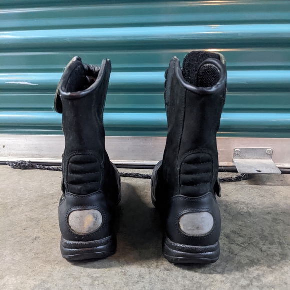 Triumph Padded Motorcycle Boots - Picture 2 of 3